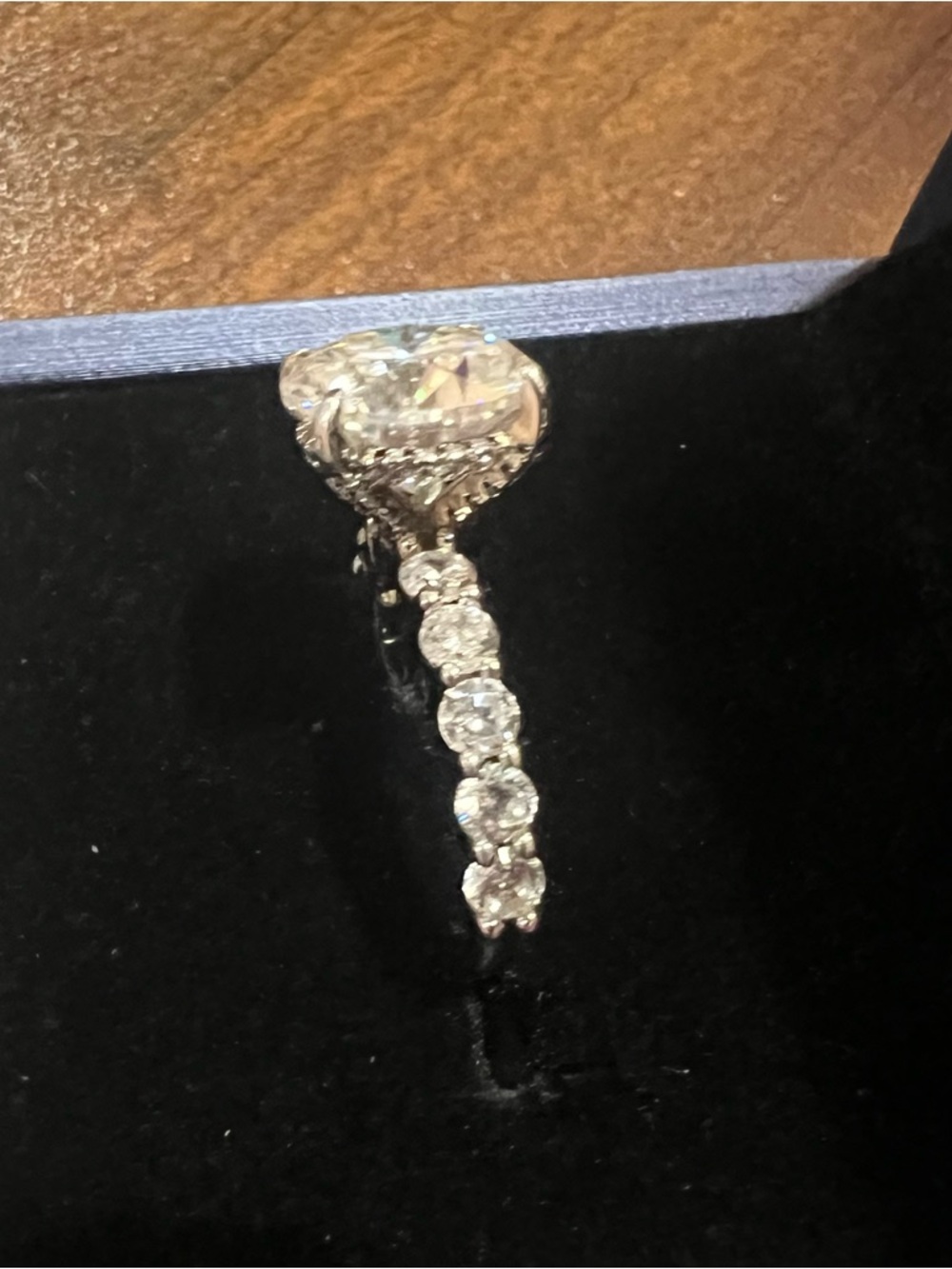 Moissanite 4 carat ring with half eternity band - Picture 3 of 4